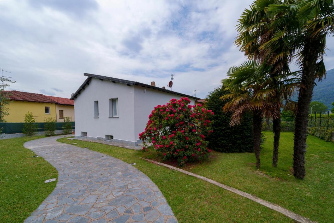 Casa Vacanza Acqua Dolce Maccagno Exteriér fotografie